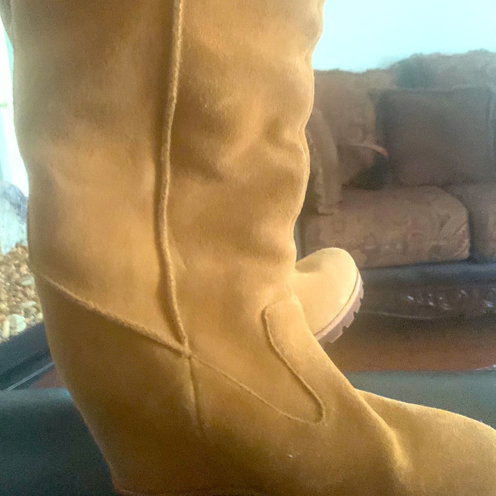 Beige fancy UGG boots